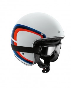 P90235211 lowRes bmw-helmet-legend-tr