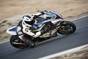 P90254377 lowRes bmw-hp4-race-04-2017