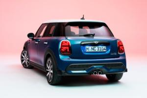 P90411670 lowRes mini-cooper-s-5-door