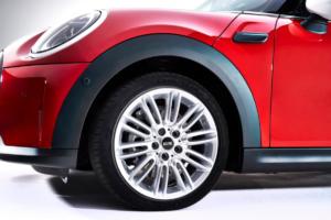 P90411756 lowRes mini-cooper-3-door-0
