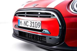 P90411758 lowRes mini-cooper-3-door-0